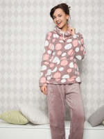 Женская теплая пижама – 30 самых популярных видов для комфортного сна и отдыха
