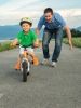 Как научить ребенка кататься на велосипеде – ценные советы для начинающих велосипедистов