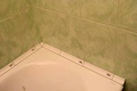 Керамический бордюр для ванной8