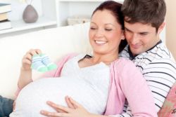 шевеление плода при беременности ощущения