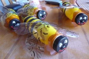 Пчелы из пластиковых бутылок19