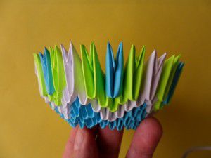 Модульное оригами - конфетница14