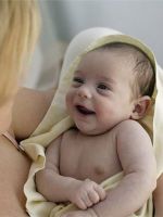 Нагрубание молочных желез у новорожденных